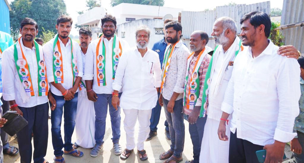 బిఆర్ఎస్ పార్టీ నుండి కాంగ్రెస్ లో చేరిక