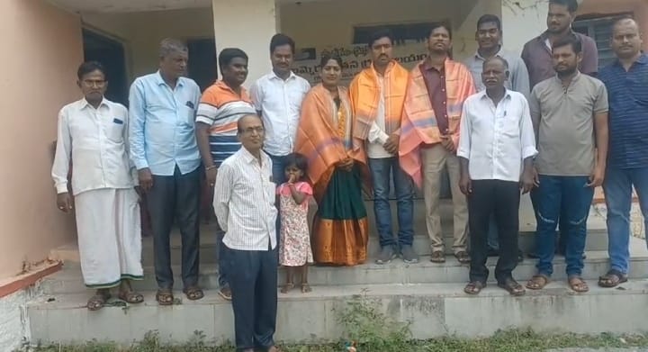 బమ్మెరలో నూతనంగా ఎంపికైన ఉపాధ్యాయులకు ఘన సన్మానం